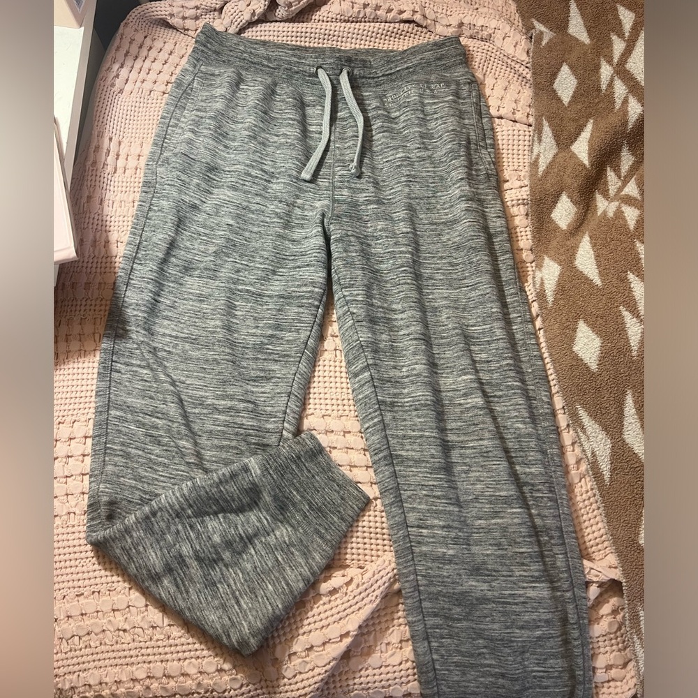 Grey and white Gap joggers men’s medium